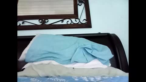 kamlug online show from 01/28/25, 10:34