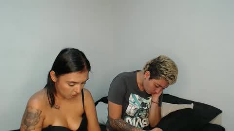 Snapshot of kammy_cami chatting on 03/12/26, 02:50 kammy y camila online show from 03/12/26, 02:50