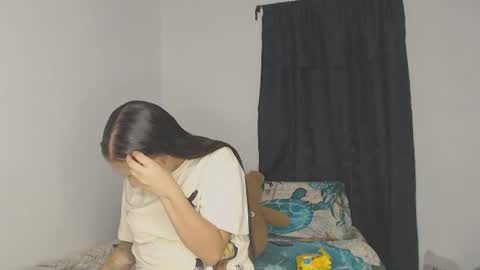 Snapshot of kammy_cami chatting on 06/24/26, 11:15 kammy y camila online show from 06/24/26, 11:15