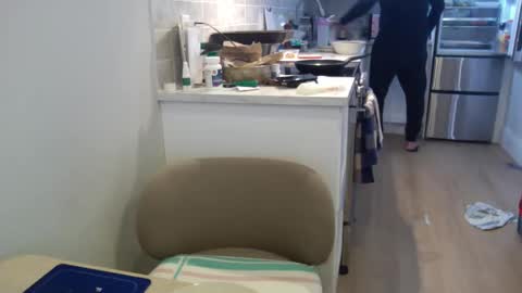 Snapshot of kanadians chatting on 01/06/26, 03:16 Cam with Me Vixens DM me online show from 01/06/26, 03:16