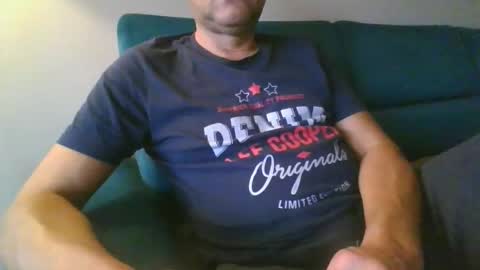 Mario online show from 12/05/25, 12:14