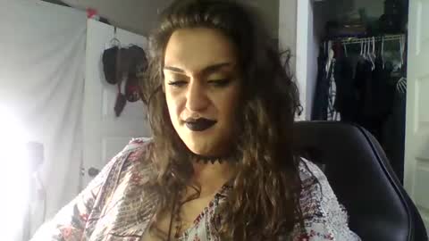 kandirain online show from 10/22/25, 07:52