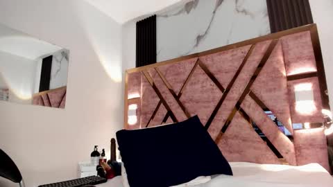 Snapshot of kandy_bronw chatting on 10/11/25, 01:38 Kandy online show from 10/11/25, 01:38