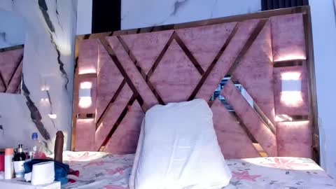 Snapshot of kandy_bronw chatting on 11/22/25, 01:37 Kandy online show from 11/22/25, 01:37