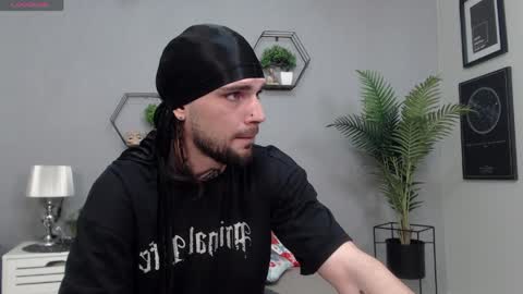 Snapshot of kanehunter chatting on 04/18/26, 07:58 Kane online show from 04/18/26, 07:58