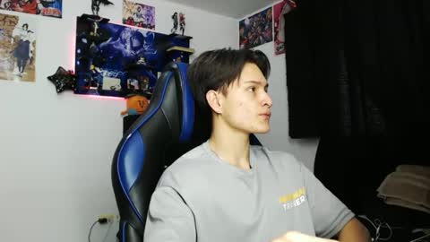 andres online show from 10/21/25, 01:23