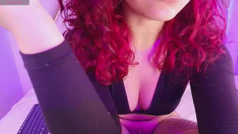 Cami online show from 09/16/25, 12:06