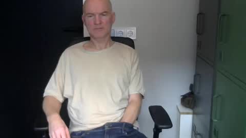 Snapshot of kapitein_rob chatting on 12/15/24, 09:13 Robbie online show from 12/15/24, 09:13