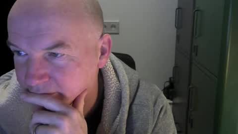 Snapshot of kapitein_rob chatting on 01/16/25, 05:32 Robbie online show from 01/16/25, 05:32