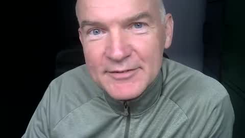 Snapshot of kapitein_rob chatting on 10/11/25, 07:51 Robbie online show from 10/11/25, 07:51