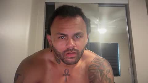 Snapshot of kaptanhook9 chatting on 04/19/26, 10:45 kaptanhook9 online show from 04/19/26, 10:45