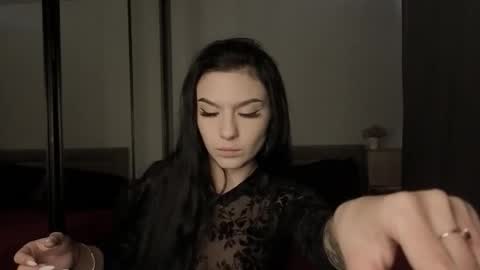 kara_life online show from 10/01/25, 01:44