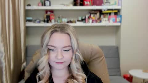 Kara. Off from 15th till 24th of December online show from 02/19/26, 11:34