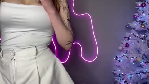 Snapshot of karalinely chatting on 12/20/25, 07:21 Karalina online show from 12/20/25, 07:21