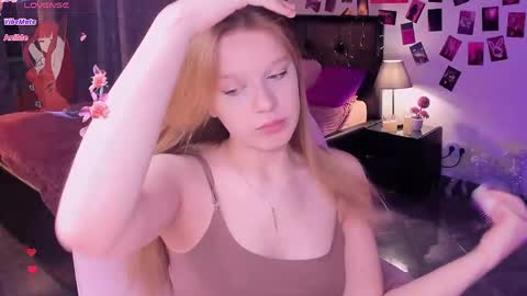 Snapshot of karambamoon chatting on 03/15/26, 08:37 Lera online show from 03/15/26, 08:37