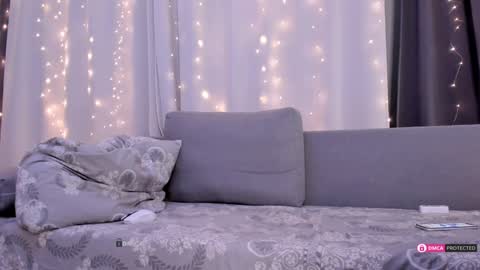 Julia online show from 01/19/25, 01:43