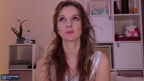 Snapshot of karamelsw chatting on 04/03/26, 09:24 Julia online show from 04/03/26, 09:24