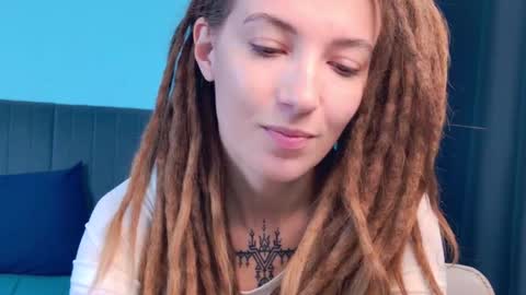 Snapshot of karatart chatting on 10/10/25, 11:09 Kara online show from 10/10/25, 11:09