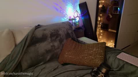 Snapshot of karathemagic chatting on 01/31/25, 06:57 I am here around 5am GMT karathemagic online show from 01/31/25, 06:57