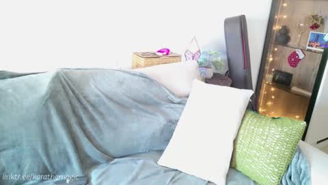 Snapshot of karathemagic chatting on 02/22/25, 07:56 I am here around 5am GMT karathemagic online show from 02/22/25, 07:56