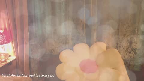 Snapshot of karathemagic chatting on 05/08/26, 02:22 I am here around 5am GMT karathemagic online show from 05/08/26, 02:22