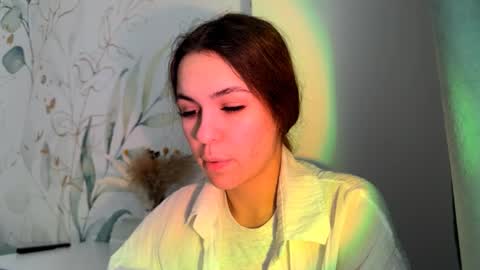 kareentrueax online show from 10/18/25, 10:05