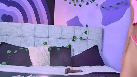 Karen  online show from 11/21/25, 01:54