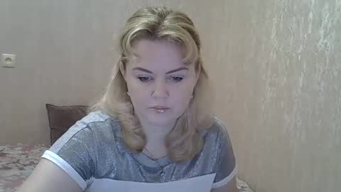 karennelsonx online show from 01/13/25, 10:14