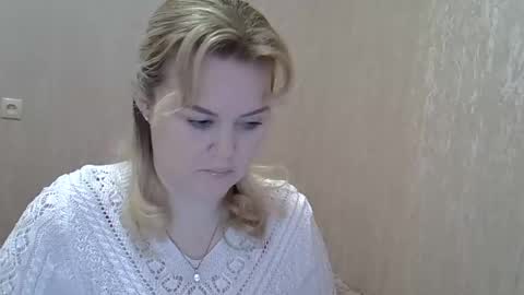 karennelsonx online show from 02/03/25, 10:47