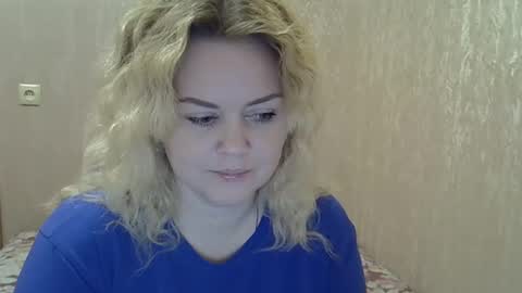 karennelsonx online show from 03/01/25, 04:22