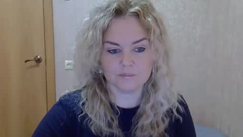 karennelsonx online show from 10/04/25, 01:09