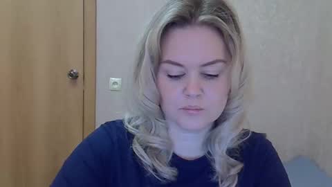 karennelsonx online show from 04/17/26, 07:55