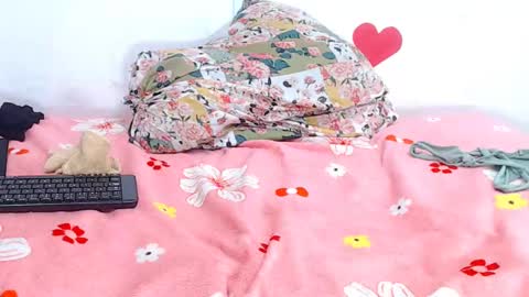 karenvagina18 online show from 09/30/25, 12:37