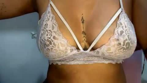 kariina candy and fox online show from 07/25/26, 11:35