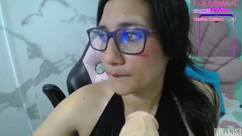 Snapshot of karime_sexygirl chatting on 02/26/25, 07:05 Karime online show from 02/26/25, 07:05