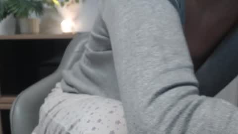 You can call me K  online show from 10/17/25, 06:16