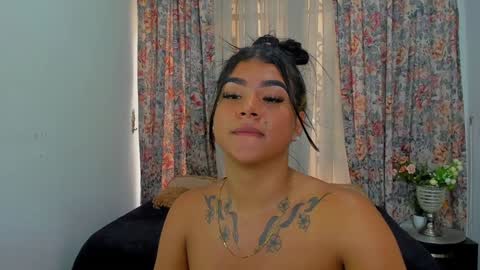 Snapshot of karina_2205 chatting on 01/30/25, 06:00 Karina online show from 01/30/25, 06:00