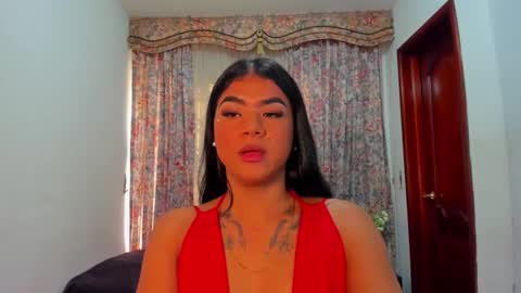 Snapshot of karina_2205 chatting on 02/12/25, 04:55 Karina online show from 02/12/25, 04:55