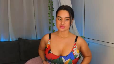 Snapshot of karina_blackberry chatting on 12/15/25, 01:32 your naughty Karina online show from 12/15/25, 01:32