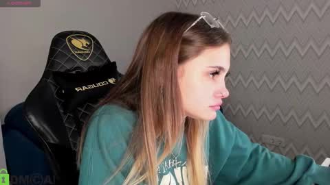 karina_broks online show from 10/20/25, 08:26