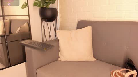 Kari online show from 03/04/25, 05:53