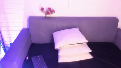 Kari online show from 11/08/25, 11:32