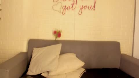 Snapshot of karina_gomez_18 chatting on 01/10/26, 11:34 Kari online show from 01/10/26, 11:34