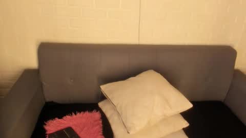 Snapshot of karina_gomez_18 chatting on 01/17/26, 11:37 Kari online show from 01/17/26, 11:37