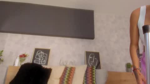 Snapshot of karina_gomez_18 chatting on 03/06/26, 11:39 Kari online show from 03/06/26, 11:39