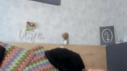 Snapshot of karina_gomez_18 chatting on 03/10/26, 11:37 Kari online show from 03/10/26, 11:37