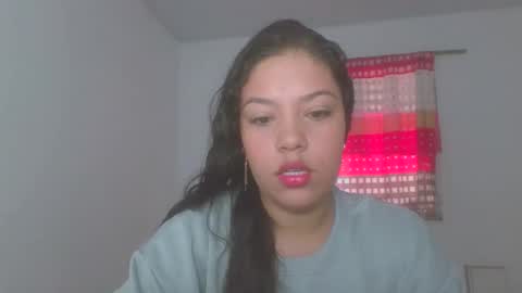 Snapshot of karina_hotttt chatting on 03/15/26, 12:00 karina_hotttt online show from 03/15/26, 12:00