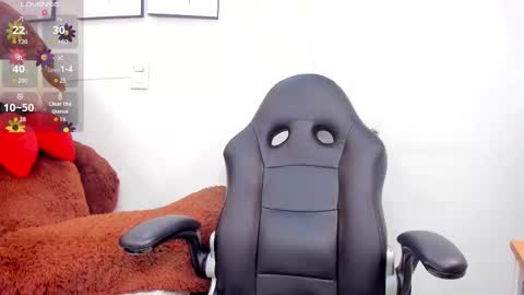 Snapshot of karina_mason chatting on 10/22/25, 12:38 Karina online show from 10/22/25, 12:38