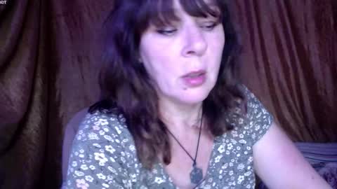 Karina online show from 10/16/25, 09:54