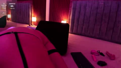 Snapshot of karina_towers chatting on 03/26/26, 11:27 Karina online show from 03/26/26, 11:27